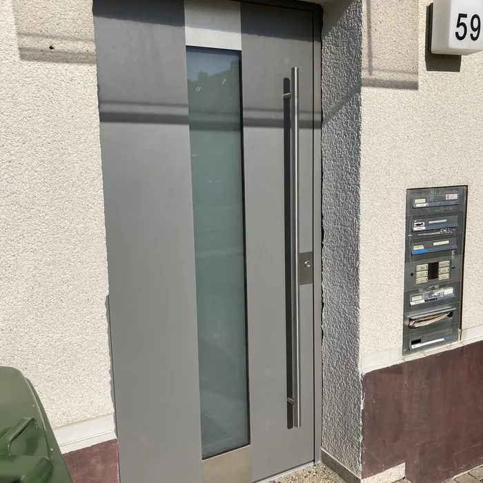 Haustür, montiert von der Hartmann Schreinerei in Kassel