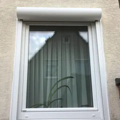 WERU Calido Fenster in Weiß mit Vorbaurollladen